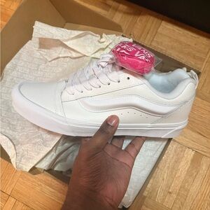BNIB Vans White Leather Knu Skool Low-Top Mens  Sneakers size 12